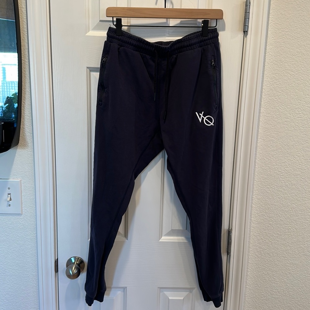 Men’s navy vanquish joggers